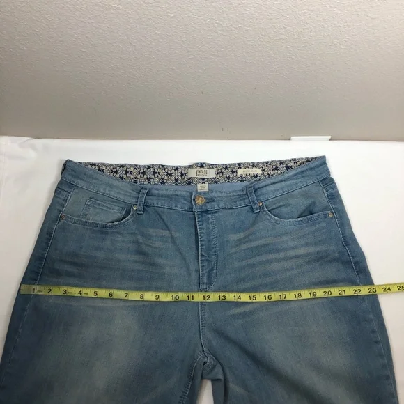 Vintage America Blues Cotton Blend Flowers Patchwork Bestie Blue Jeans 16R/33 - Picture 11 of 16